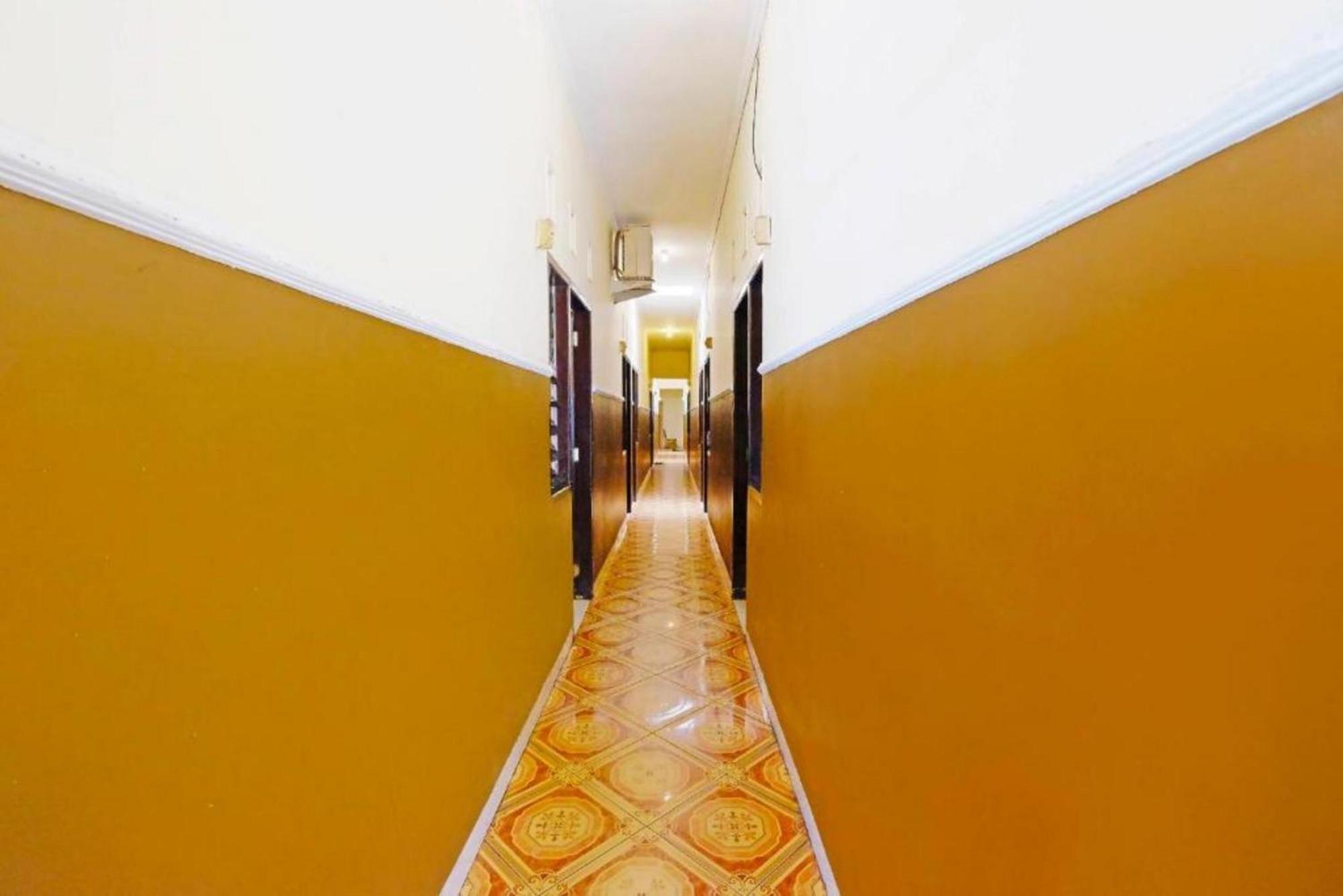 Wisma Idola Palopo エクステリア 写真
