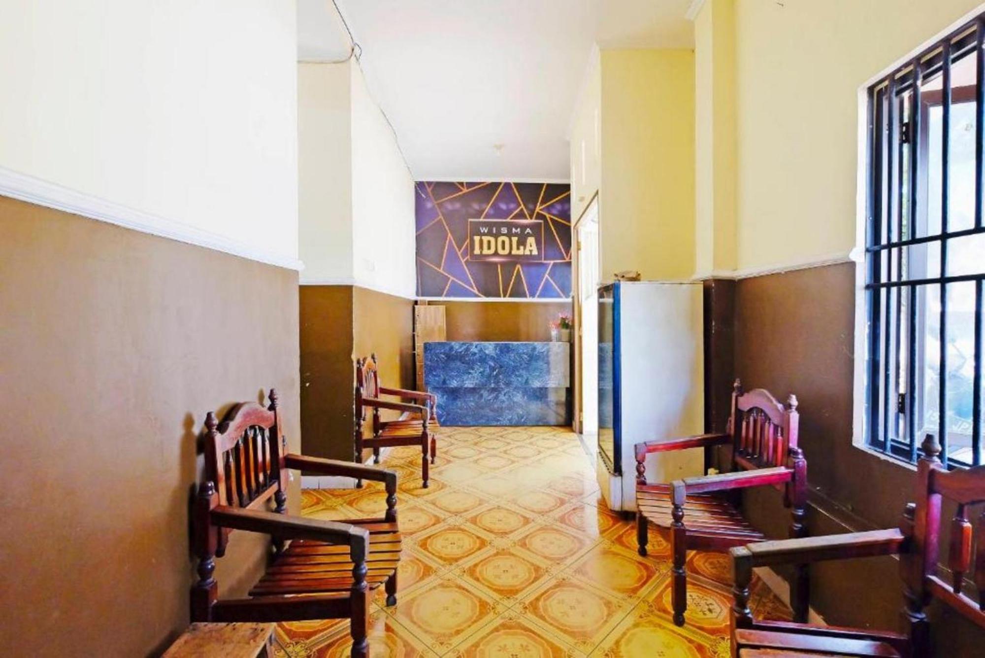Wisma Idola Palopo エクステリア 写真